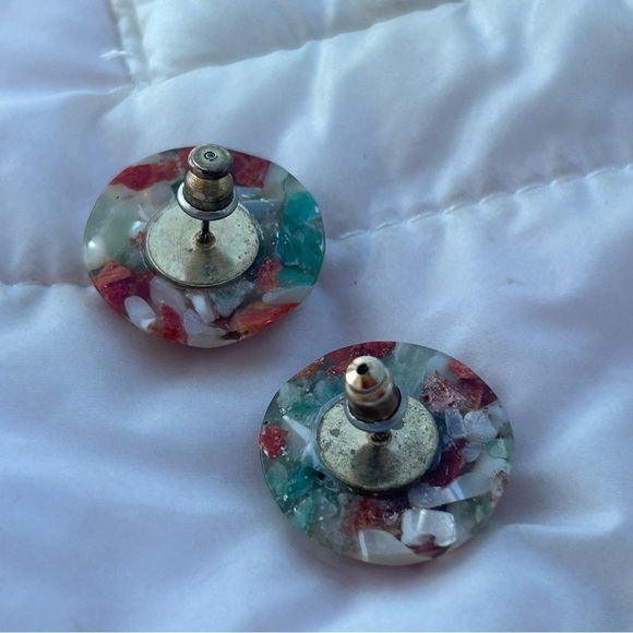 Fun Vintage Lucite Round Dome Pierced Unique Shell Stud Earrings Boho Statement - Picture 7 of 9